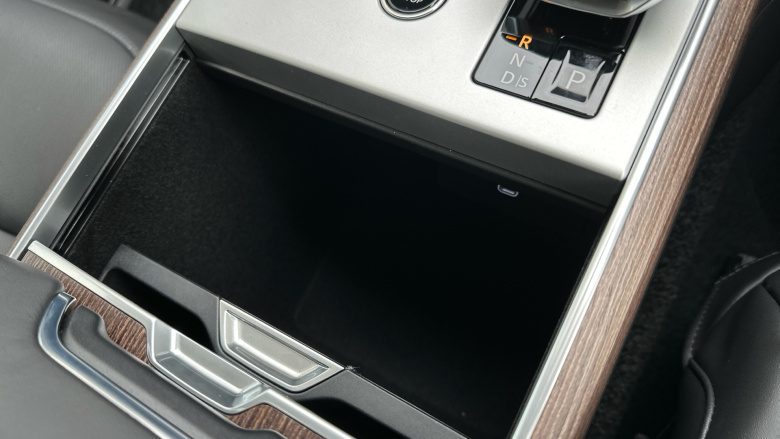 Land Rover Range Rover 3.0 P460e SE 4dr Auto Estate